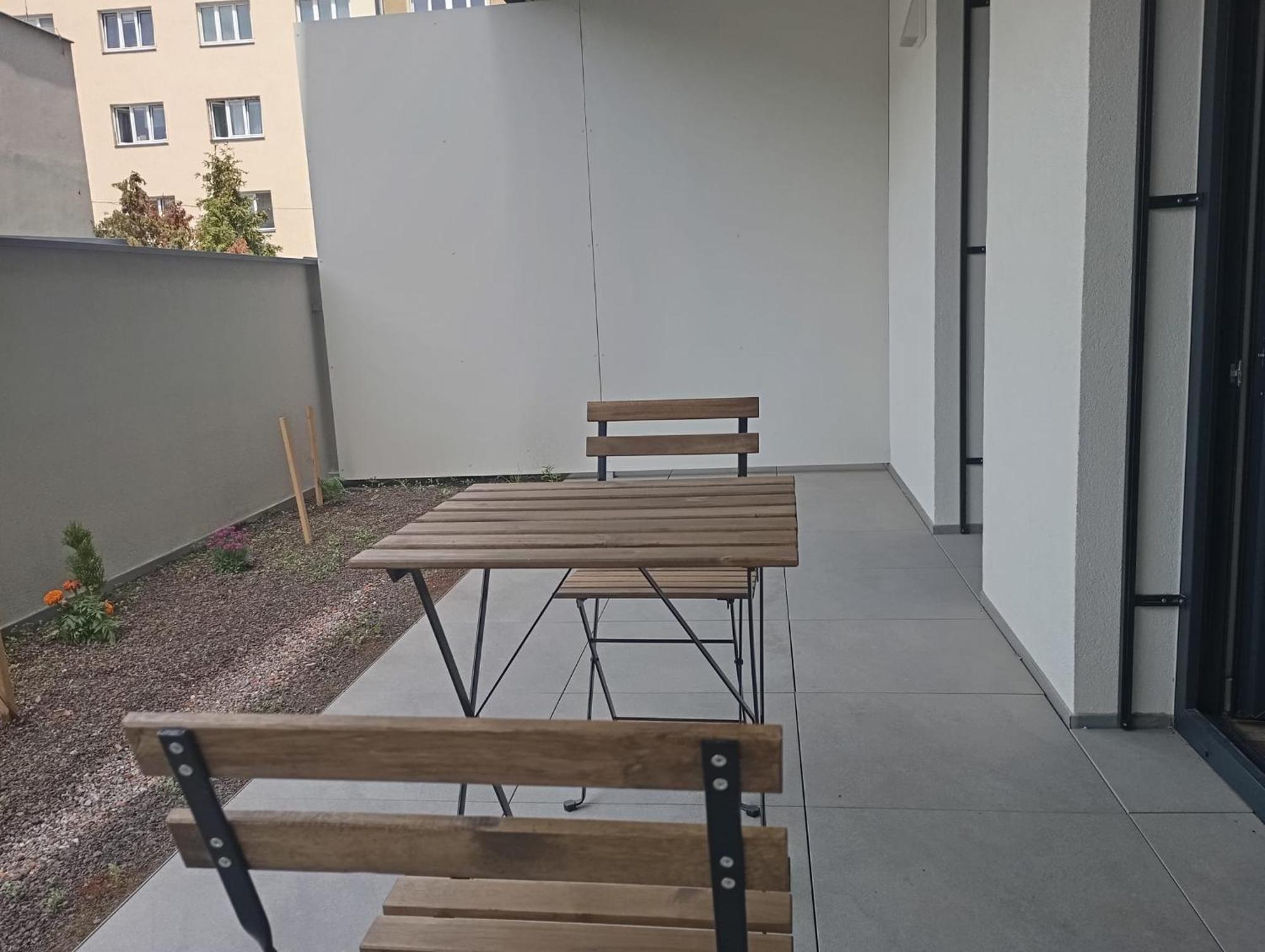 Novy Apartman S Terasou Brno Ngoại thất bức ảnh